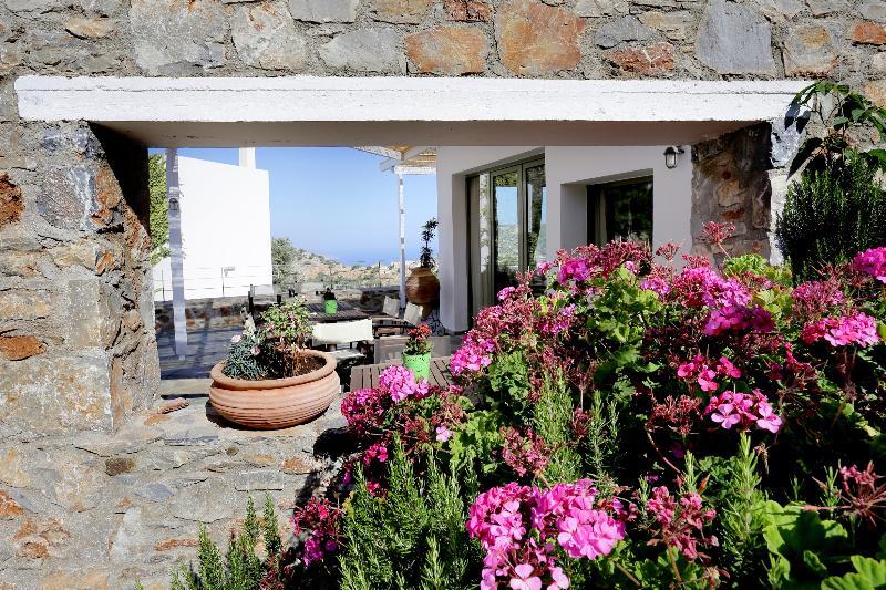Achlada - Mourtzanakis Residence Εξωτερικό φωτογραφία